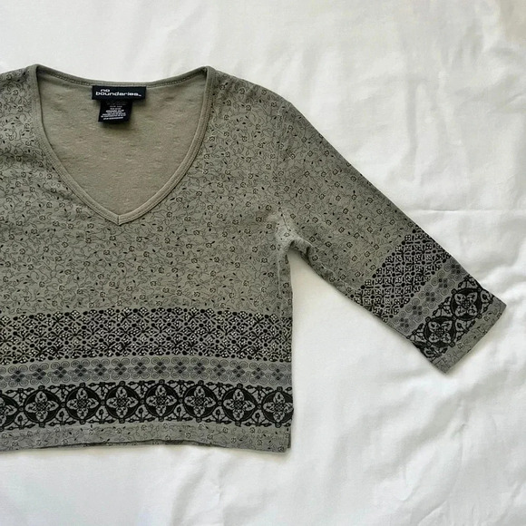 Vintage Y2K No Boundaries Floral Crop Top - Picture 4 of 7